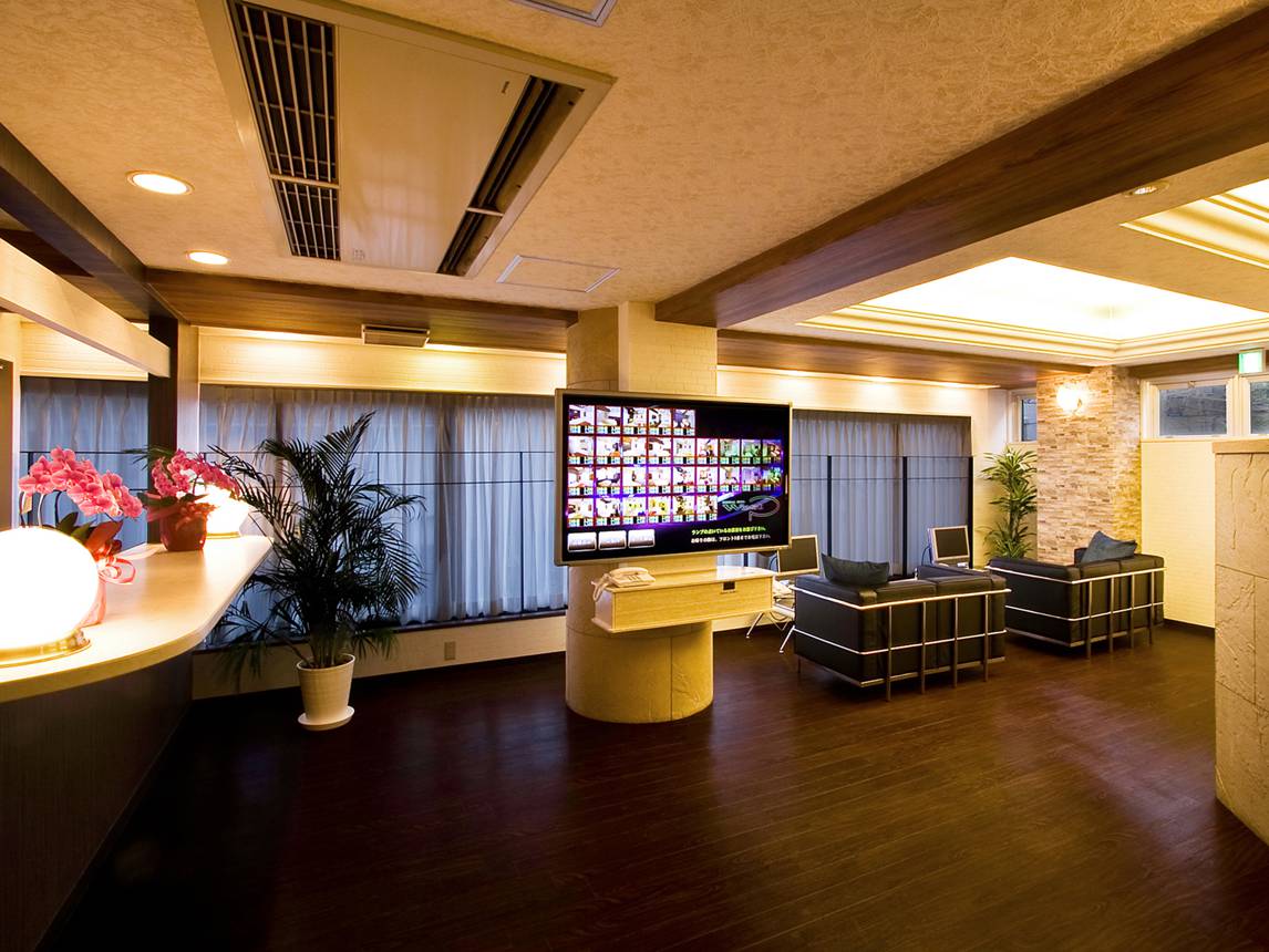 HOTEL P-WEST