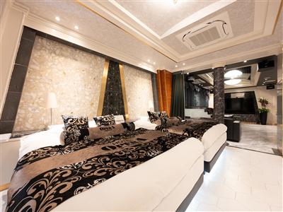 602（サウナ カラオケ マッサージ機）