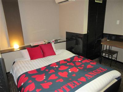 402