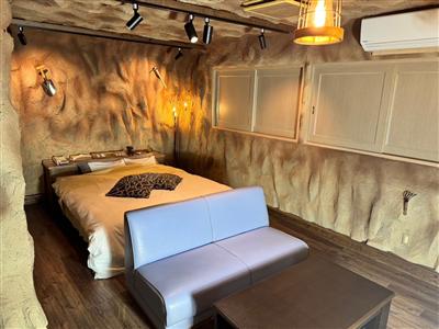 Room1