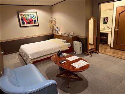 Room7