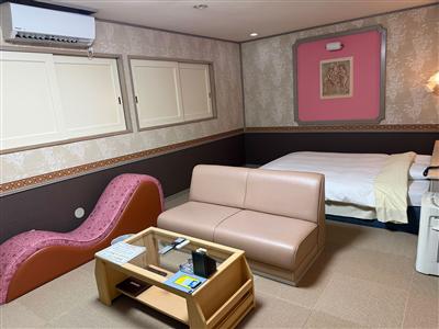 Room8