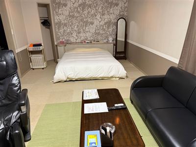 Room12