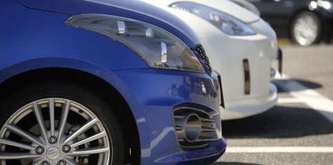 Drive-in motel-style